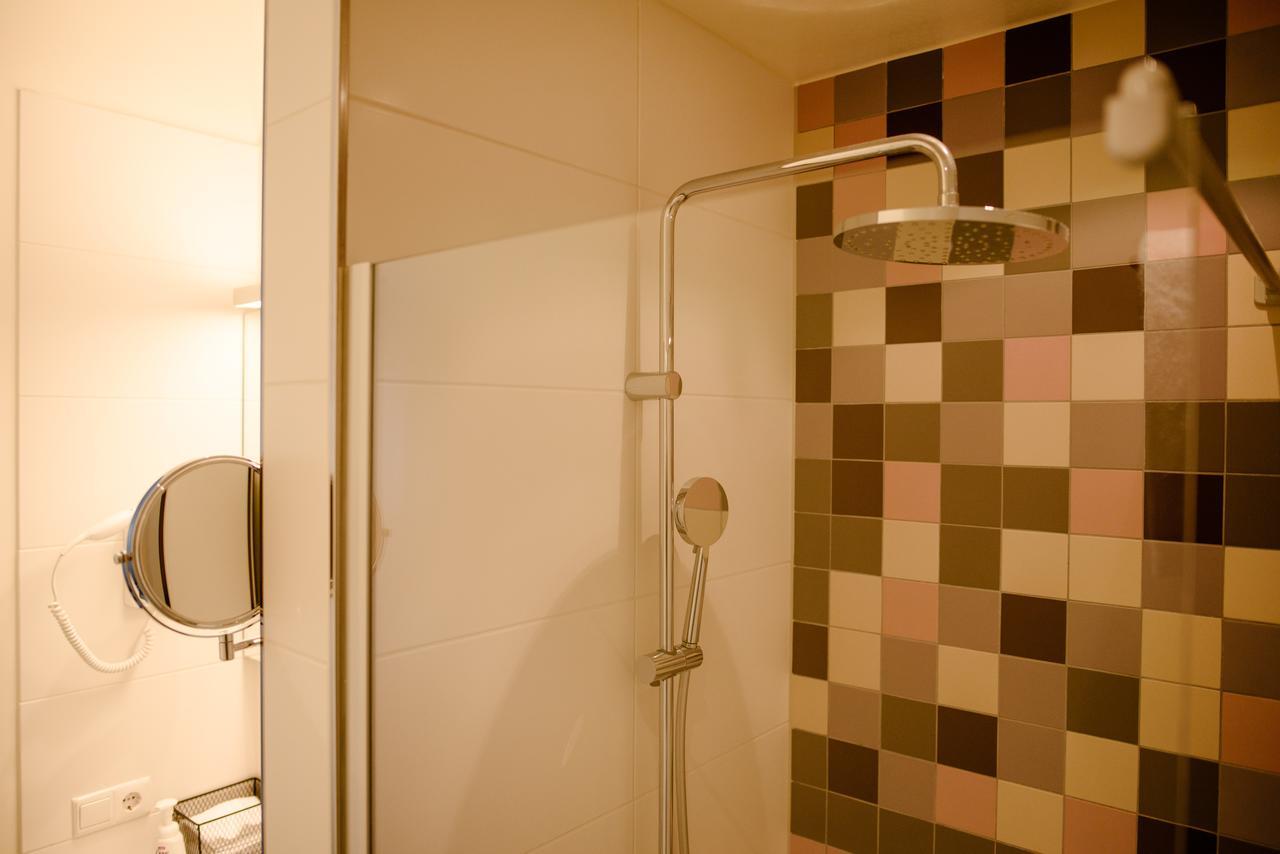Hotel Linnen Nijmegen Luaran gambar