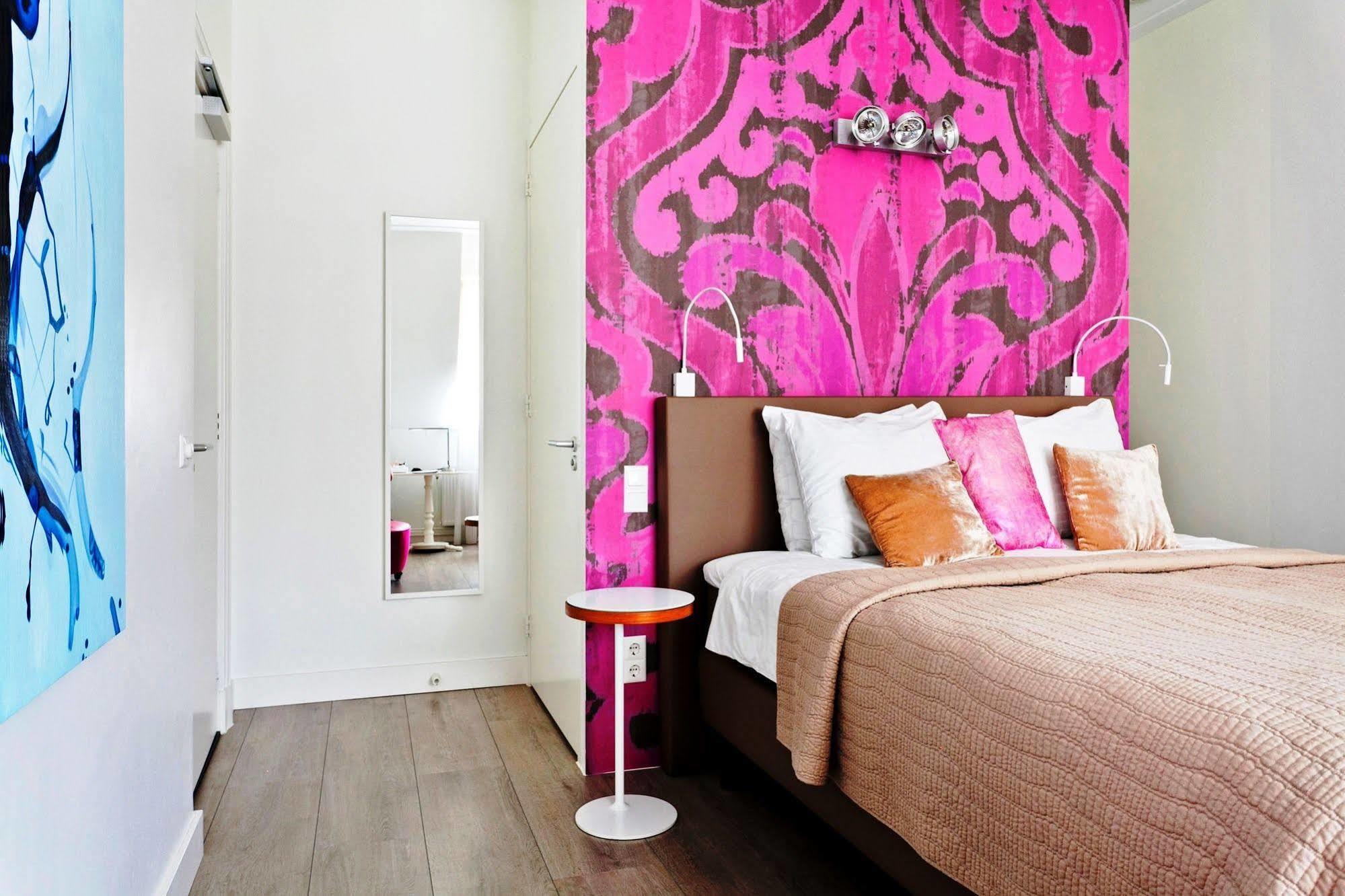 Hotel Linnen Nijmegen Luaran gambar