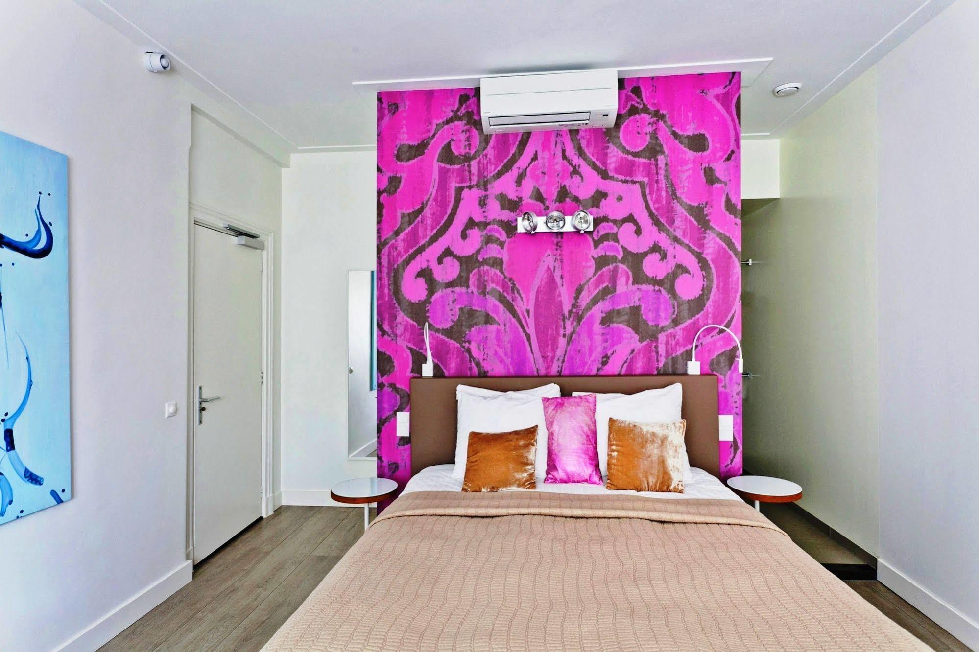 Hotel Linnen Nijmegen Luaran gambar